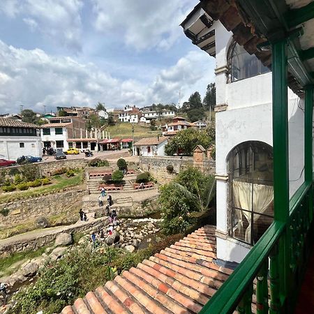 Hotel Calicanto Real Cafe Museo Mongui Luaran gambar