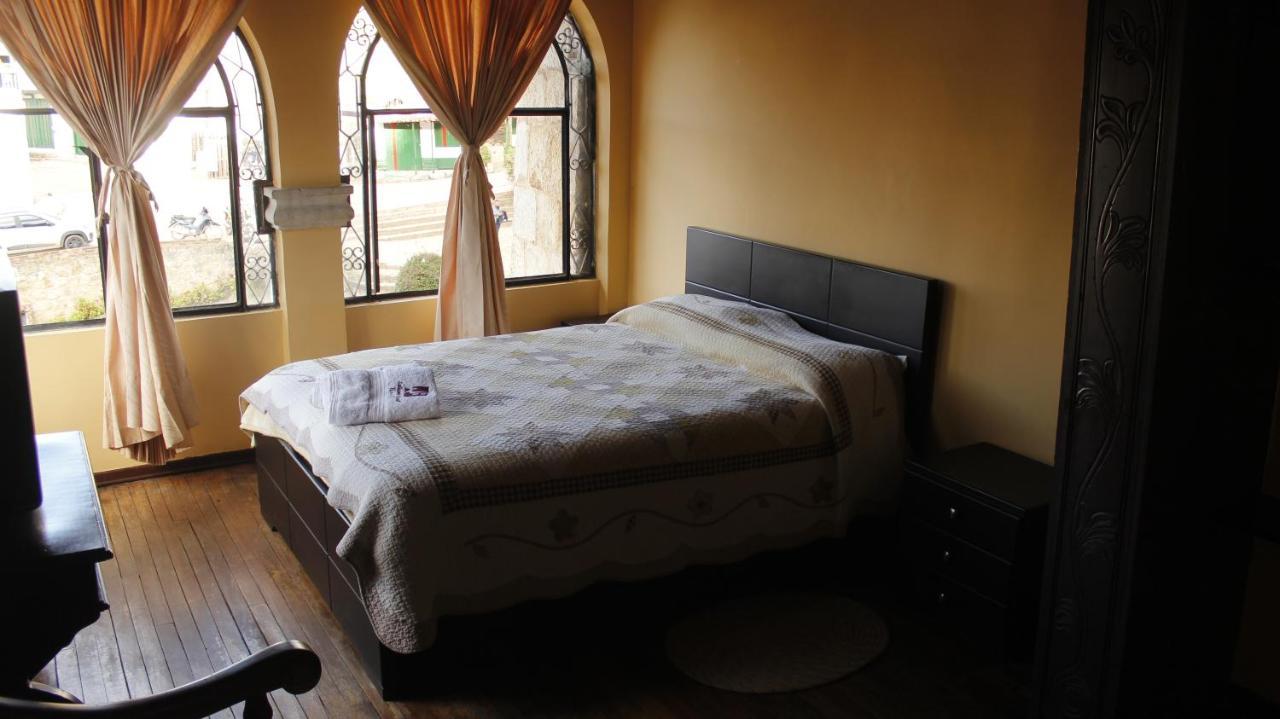 Hotel Calicanto Real Cafe Museo Mongui Luaran gambar